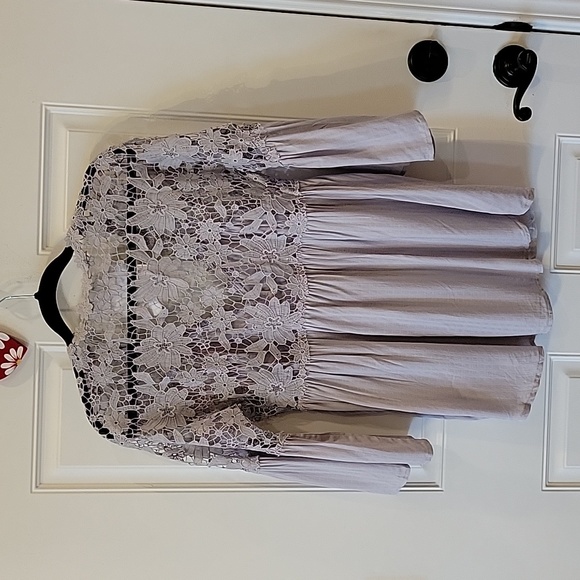 NWT Boho Grey Lace Button Front Blouse Vintage - Picture 6 of 8